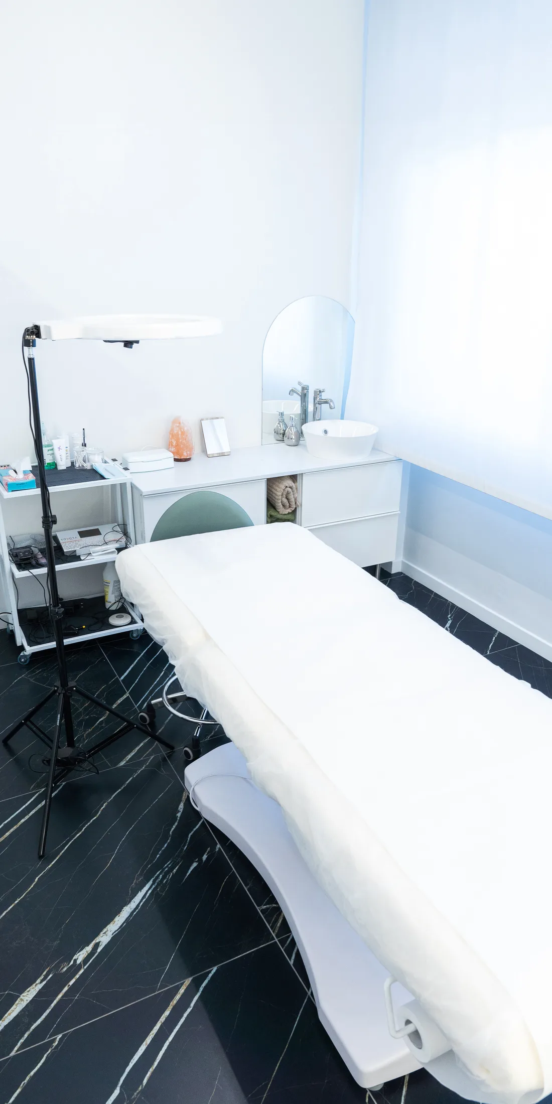 Cabina trattamenti dello studio Pure Essence